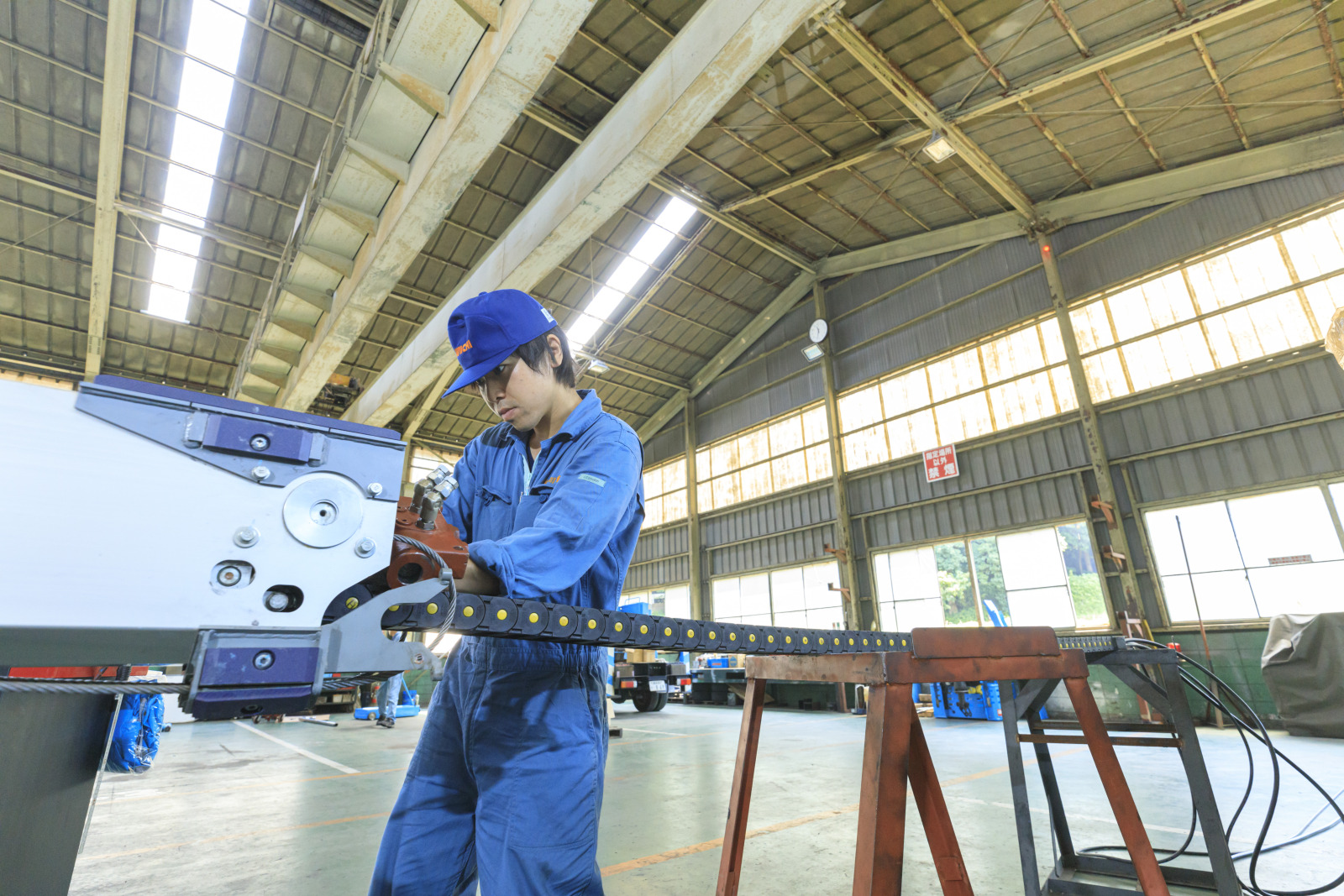 自動車・特装車・重機の点検整備のメカニック募集【本社勤務】／株式会社山川自動車